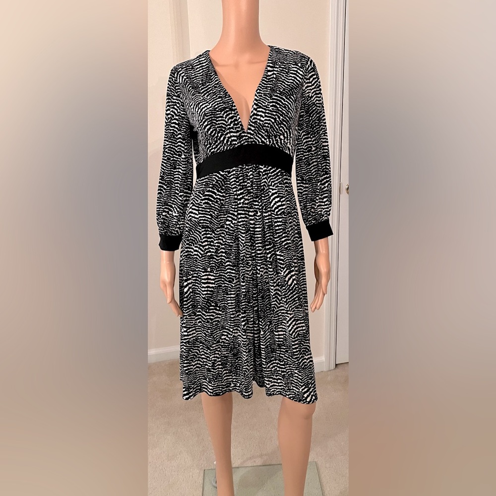 Vintage 90s Y2K Maggy London Long Sleeve V-Neck Zebra Print Dress Size 10